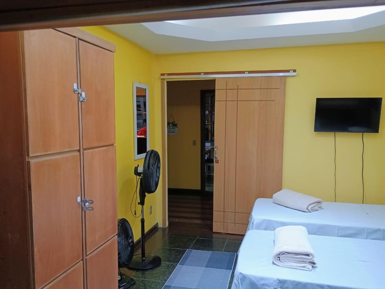 Village Hostel Petrópolis Buitenkant foto