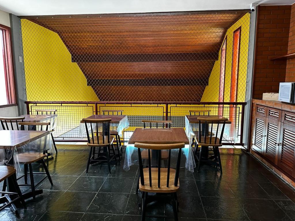 Village Hostel Petrópolis Buitenkant foto