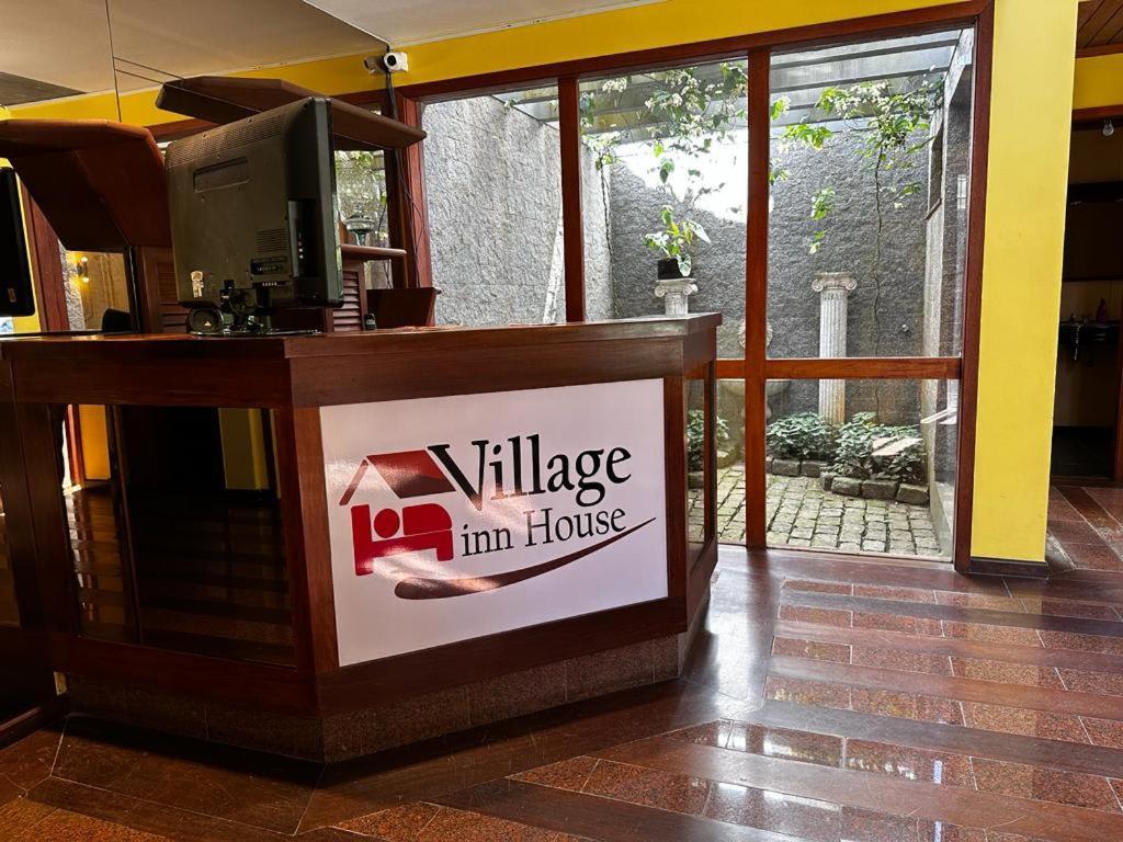 Village Hostel Petrópolis Buitenkant foto