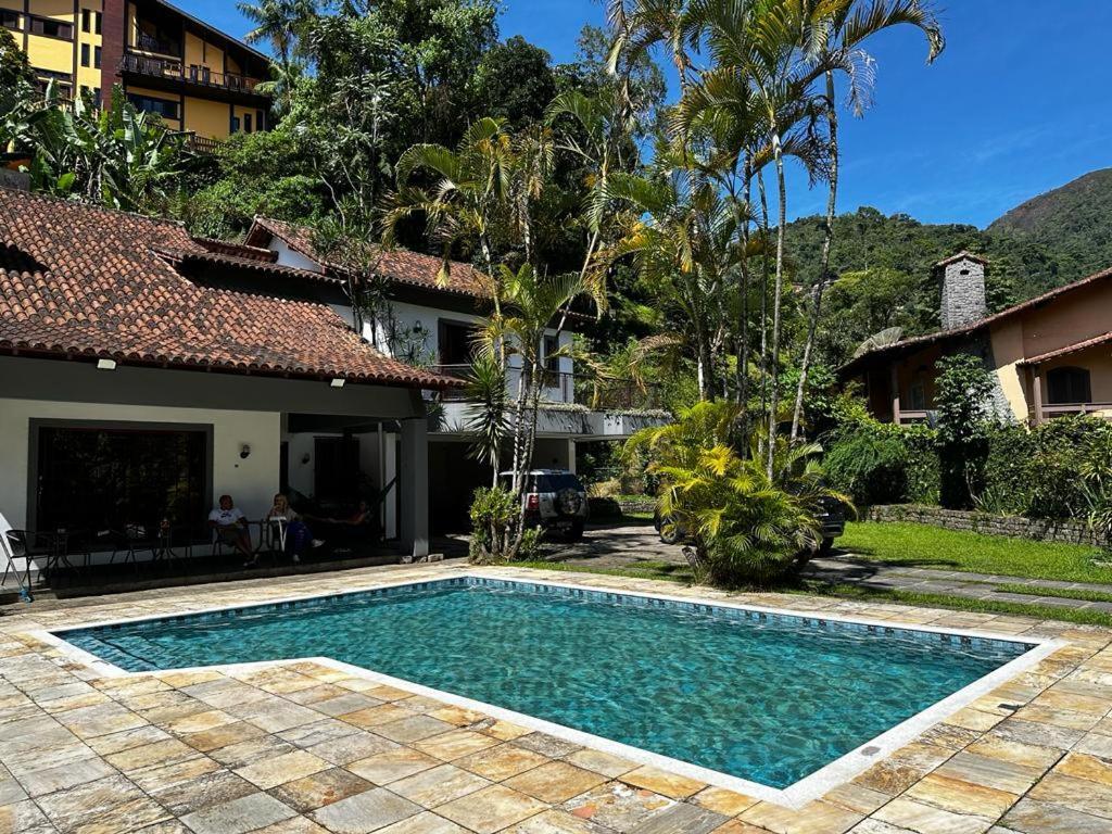 Village Hostel Petrópolis Buitenkant foto