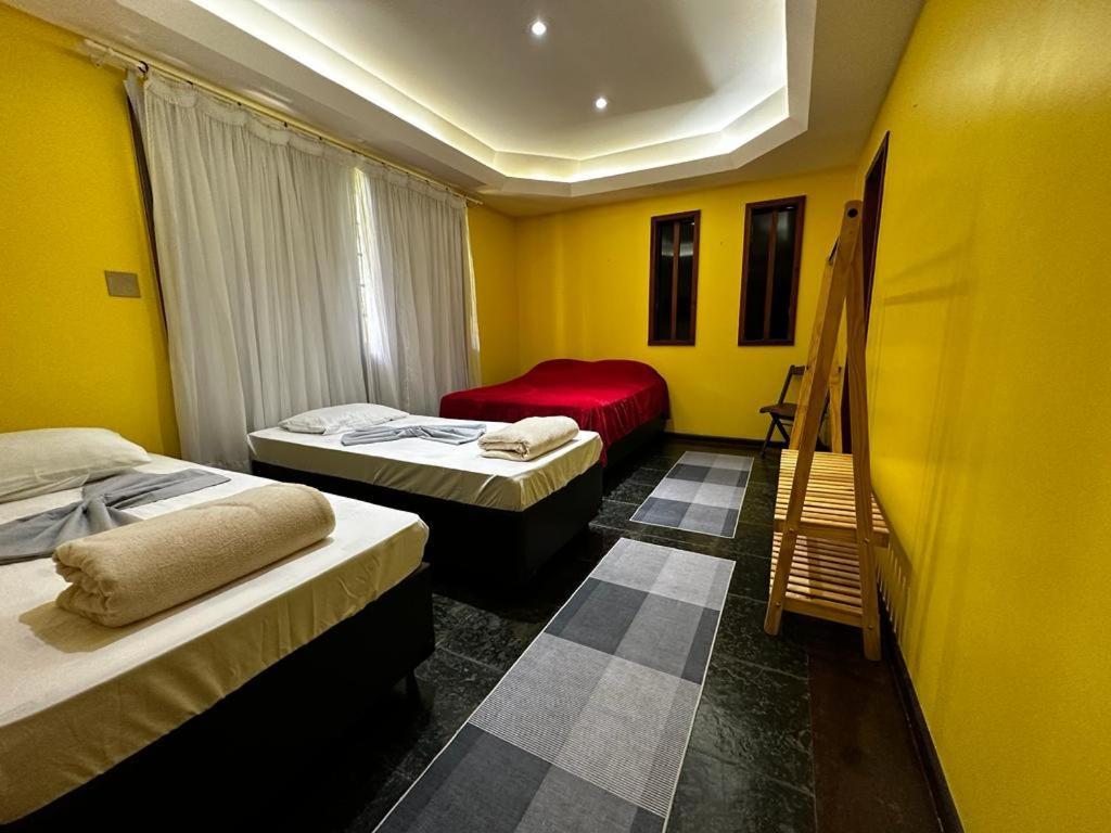 Village Hostel Petrópolis Buitenkant foto